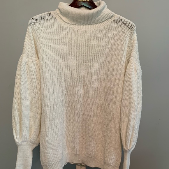 NWOT Cream Knit Sweater with Dolman Sleeves - Picture 2 of 4